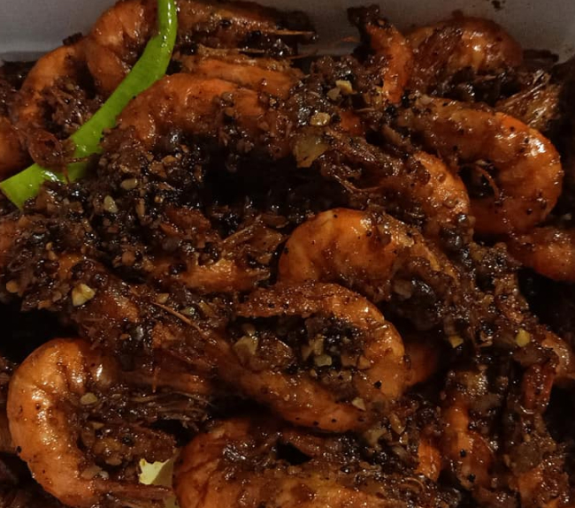 Black Pepper Prawns