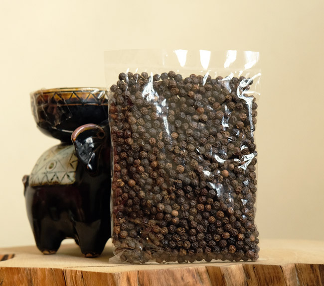 Black Pepper Whole